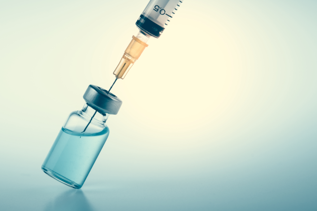 Pharmacies significantly ramp up vaccination to help counteract Omicron threat