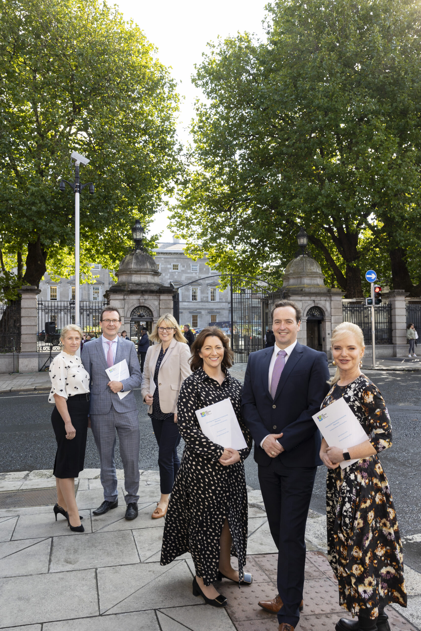 IPU briefs politicians in Leinster House IPU
